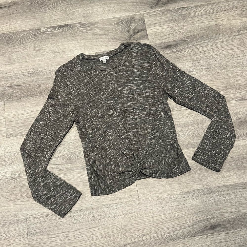 Love, fire Grey Heather Long Sleeve Top with Twist in the Front